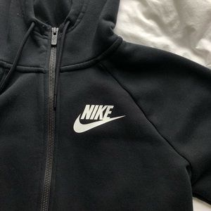 new nike sweater